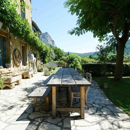 Bed and breakfast Le Presbytere De *