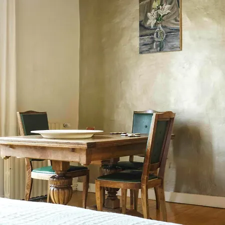 Le Presbytere De Bugarach