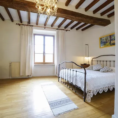 Bed and breakfast Le Presbytere De *